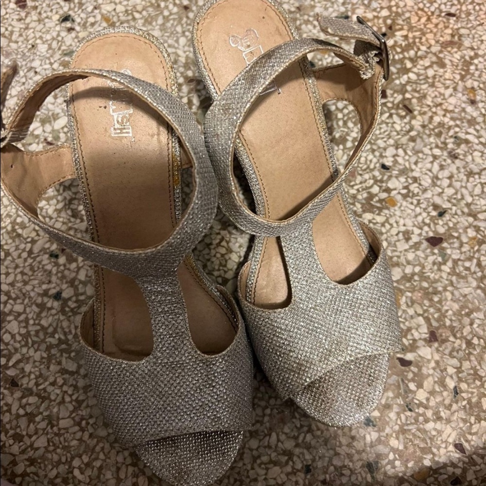silver wedges